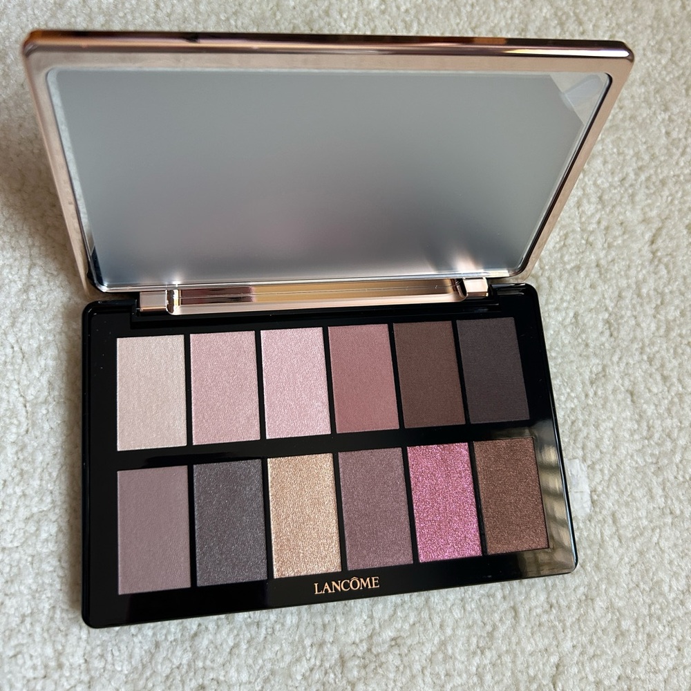 Lancome holiday eyeshadow palette